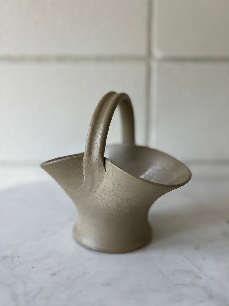 Stoneware Pottery Posy Basket