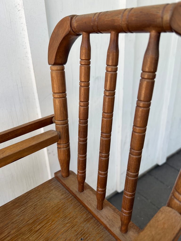 Vintage Baby Doll Spindle Highchair
