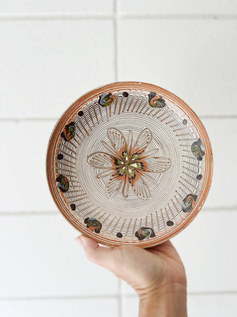 Horezu Ceramic Plate Natural