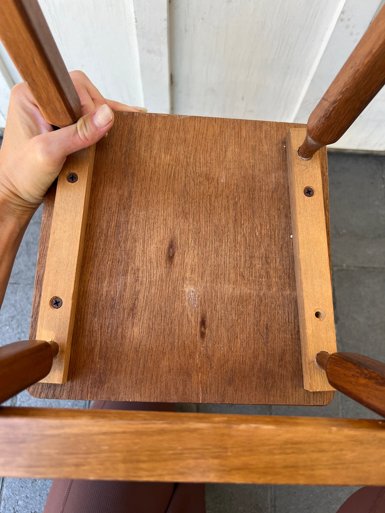 Vintage Baby Doll Spindle Highchair
