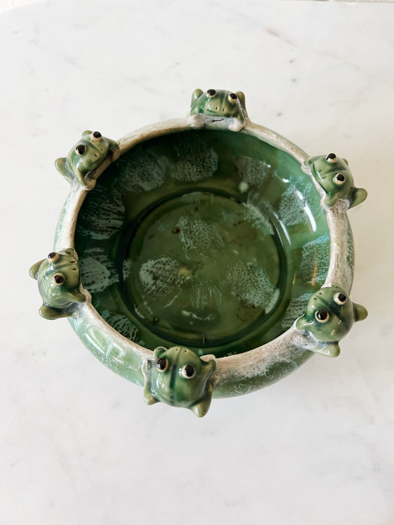 Fisherman's Fortune Ceramic Frog Bowl