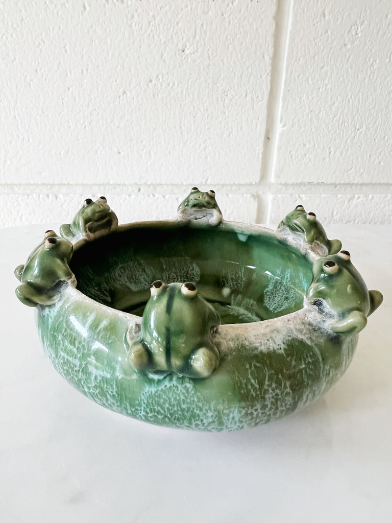 Fisherman's Fortune Ceramic Frog Bowl