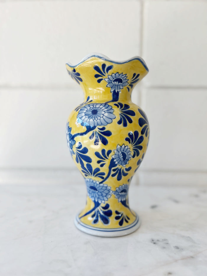 Floral Motif Decorative Vase