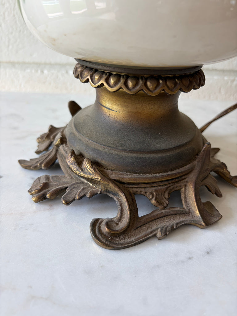 ‘Gone with the Wind’ Porcelain Hurricane Lamp