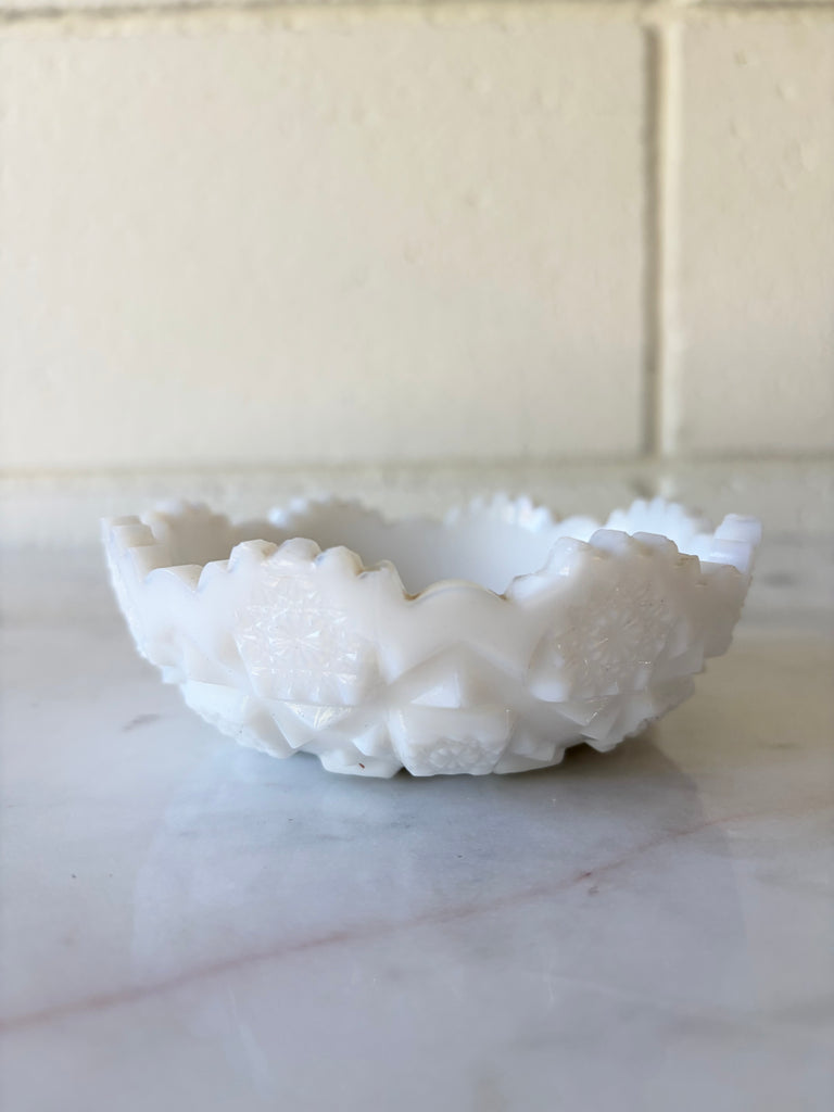 Vintage White Milk Glass Westmoreland Old Quilt Pattern Dish
