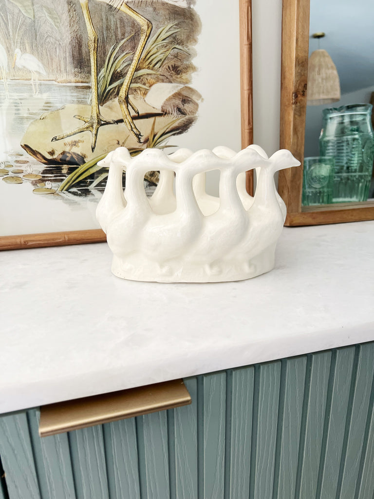 Circle of Swans Ceramic Holder