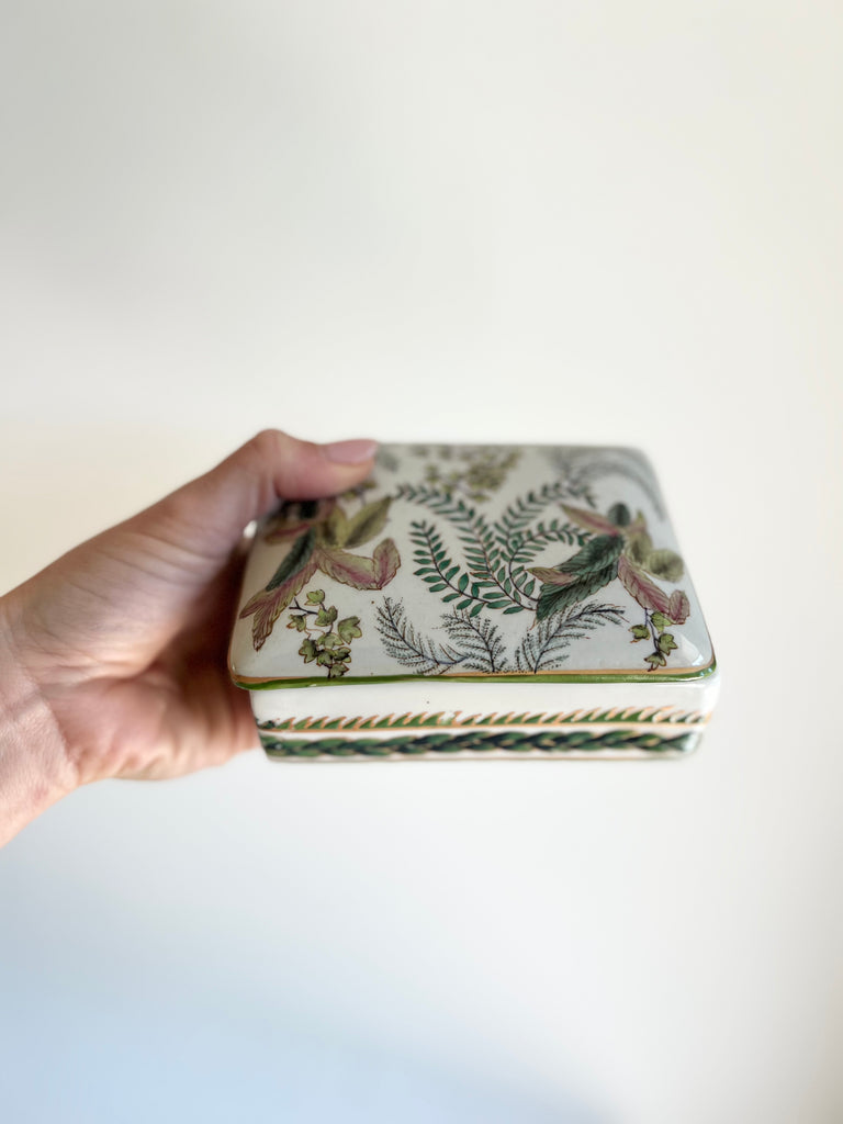 Porcelain Fernware Decor Set