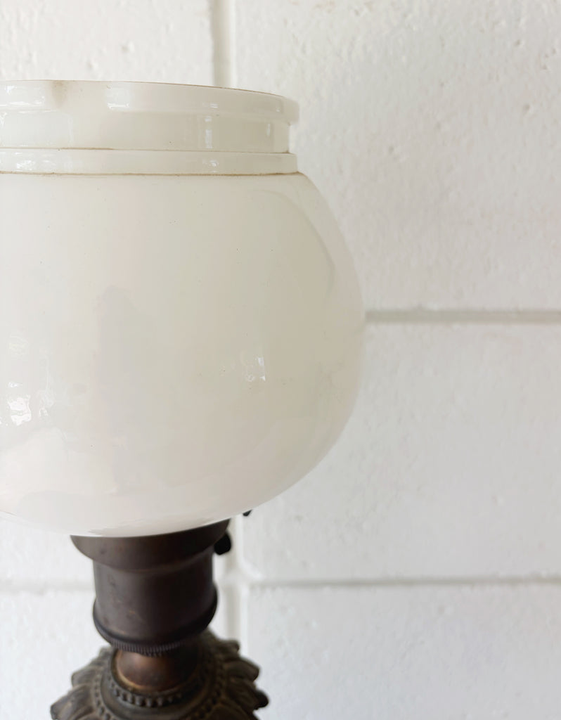 ‘Gone with the Wind’ Porcelain Hurricane Lamp