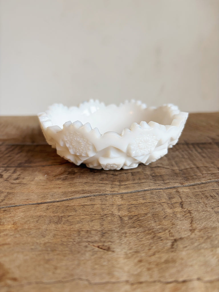 Vintage White Milk Glass Westmoreland Old Quilt Pattern Dish