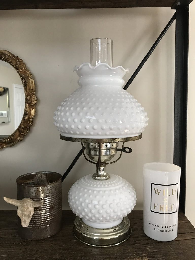 Vintage milk glass ruffled lamp